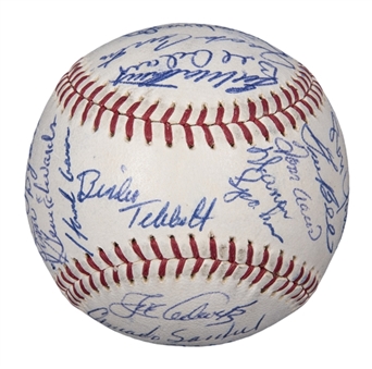 1962 Milwaukee Braves Team Signed ONL Giles Baseball With 30 Signatures Including Aaron, Mathews, Spahn, and Torre (PSA/DNA)